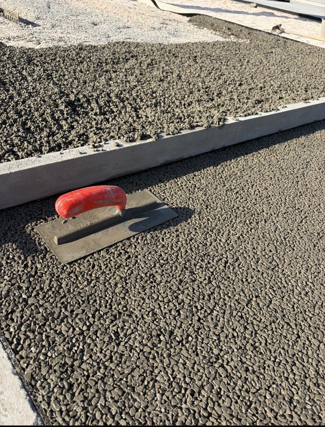 Béton poreux pour terrain de padel : pourquoi est-ce le meilleur choix ?